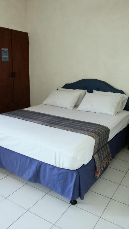 Mustika Inn Kuta Lombok Quarto foto